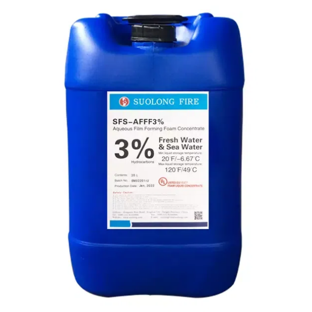 알코올 기반 화재 시나리오를 위해 AR-AFFF 폼을 선택하는 이유는 무엇입니까?